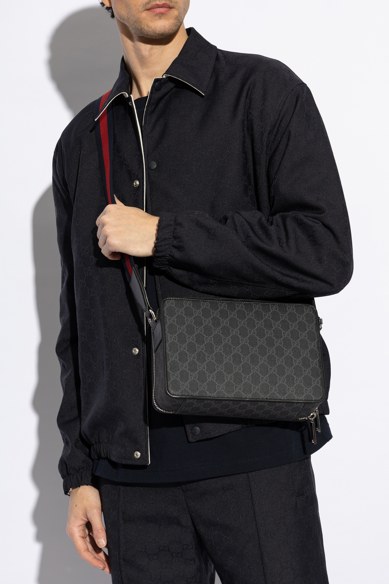 GUCCI｜ (822072 FADJA 1042) GUCCI Medium GG black shoulder bag | TheDoubleF